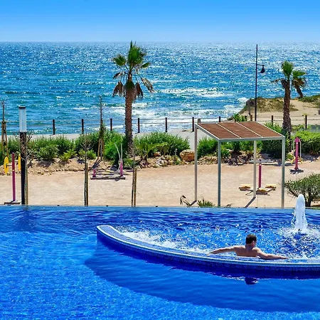 Sirena En Sea Senses Torrevieja