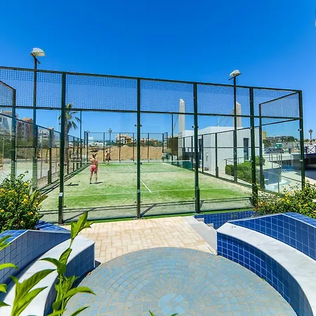 Sirena En Sea Senses Torrevieja